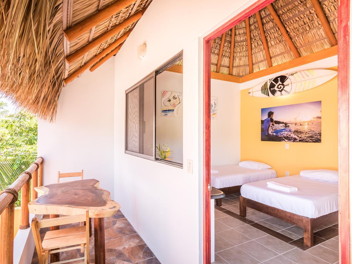 A Pousada Experiencia Surf Camp Brisas de Zicatela Exterior foto